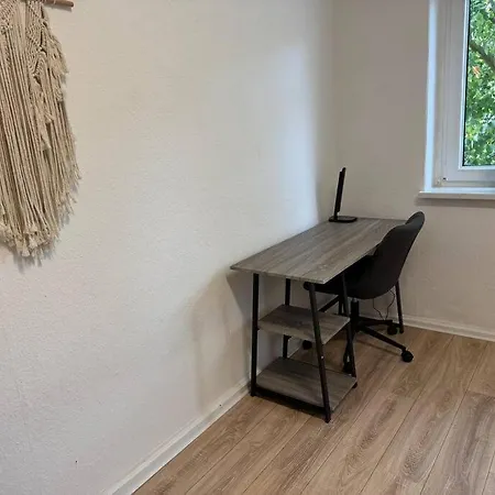 Gemuetliche Direkt Am Bahnhof Zentrale Lage * Bitterfeld-Wolfen