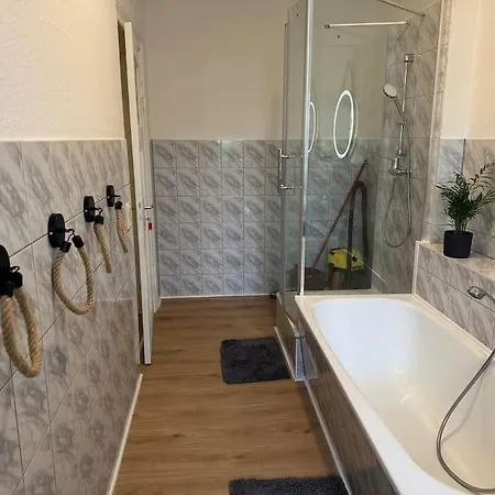 Gemuetliche Direkt Am Bahnhof Zentrale Lage Appartement Bitterfeld-Wolfen