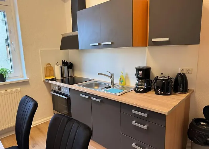 Gemütliche Direkt Am Bahnhof Zentrale Lage Bitterfeld-Wolfen