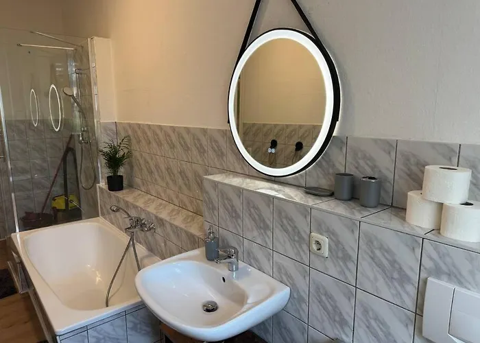 Gemütliche Direkt Am Bahnhof Zentrale Lage *