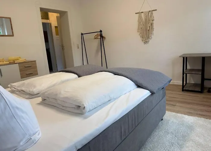 Gemütliche Direkt Am Bahnhof Zentrale Lage * Bitterfeld-Wolfen